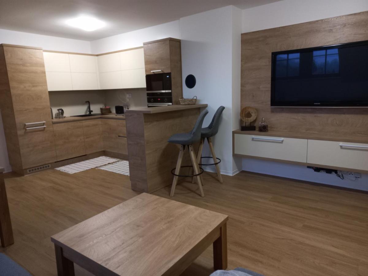Apartman Acko Polansky Dvur - Velké Karlovice מראה חיצוני תמונה